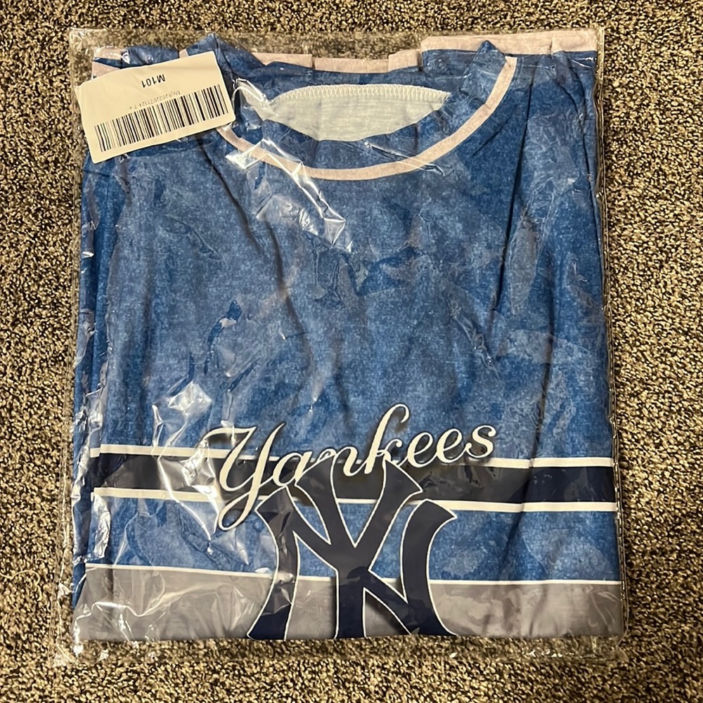 NY Yankees Crewneck Top